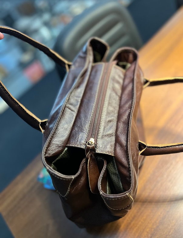 Bolsa Melinda | Em couro legítimo premium