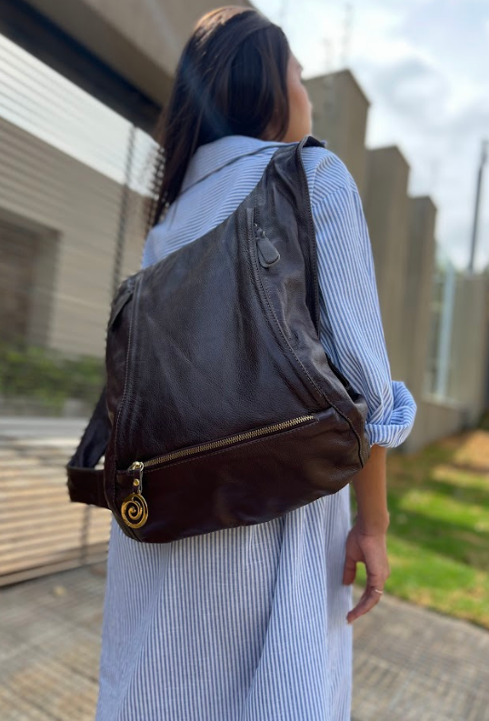 Mochila Lola | Em couro legítimo premium