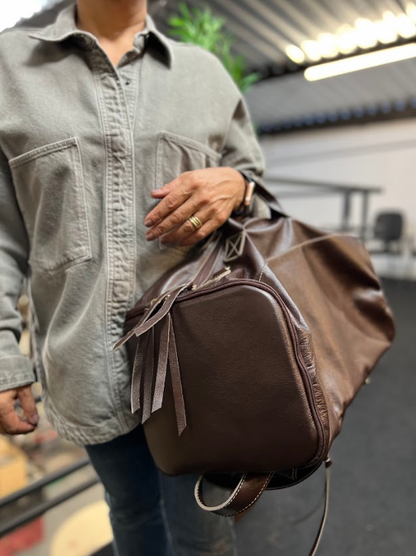 Mala Mochila Jéssica | Em couro legítimo premium