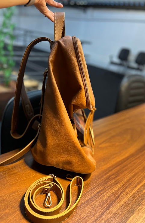 Mala Mochila Jéssica | Em couro legítimo premium