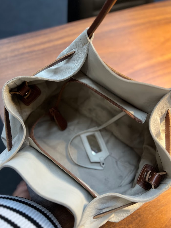 Bolsa Flávia| Em couro legítimo premium