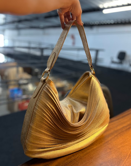 Bolsa Iolanda | Em couro legítimo premium