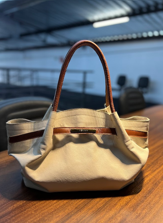 Bolsa Flávia| Em couro legítimo premium