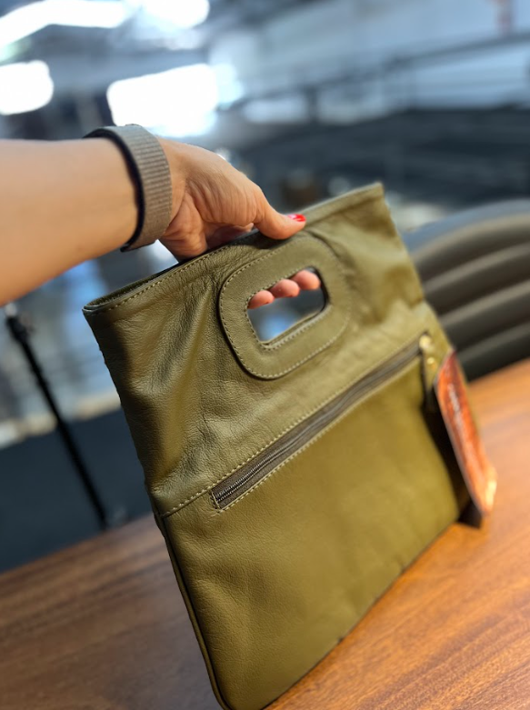 Bolsa Junia | Em couro legítimo premium